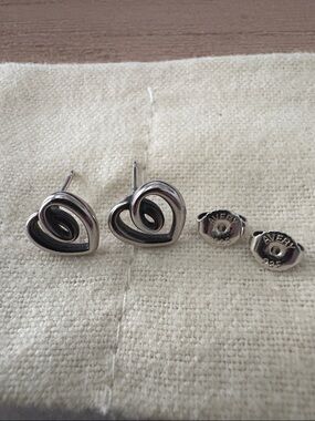 James Avery- Retired Sterling Silver Heart String Stud Earrings
